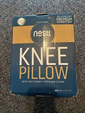 nestl Knee Pillow New in Box